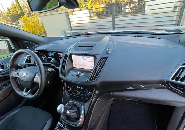 Ford Kuga cena 86900 przebieg: 46000, rok produkcji 2019 z Lubartów małe 596